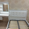 Кровать с мягким изголовьем в раме из МДФ/ Туалетный столик